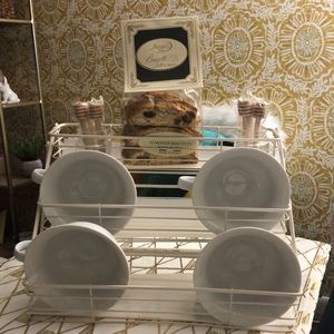 Small tabletop self standing metal shelf - ivory 3 tier